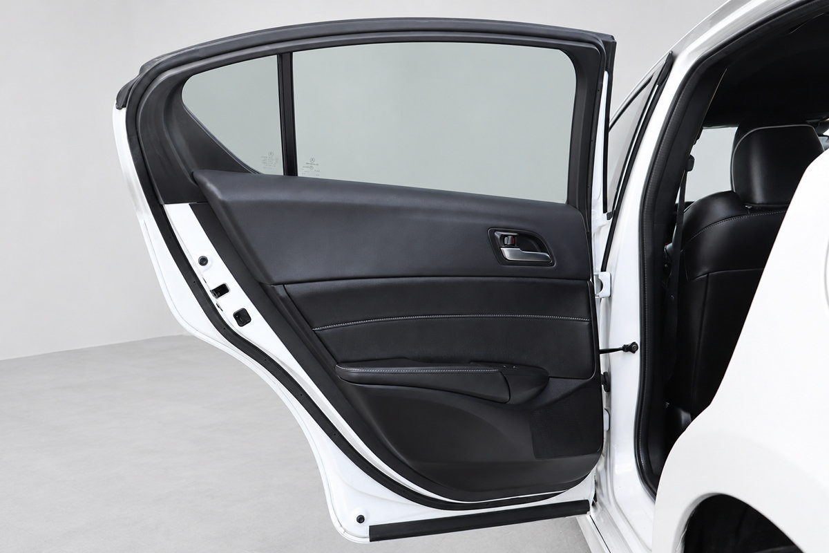 Used 2019 Acura ILX w/ Technology Plus & A-SPEC FWD image 16