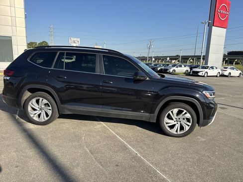 Used 2022 Volkswagen Atlas SE image 12