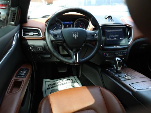 Used 2017 Maserati Ghibli S Q4 AWD/4WD image 15