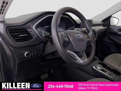 Used 2022 Ford Escape S image 10
