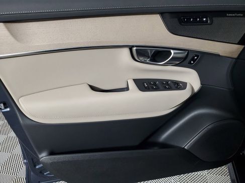 Certified 2026 Volvo XC90 B6 Plus w/ Protection Package Premier image 20