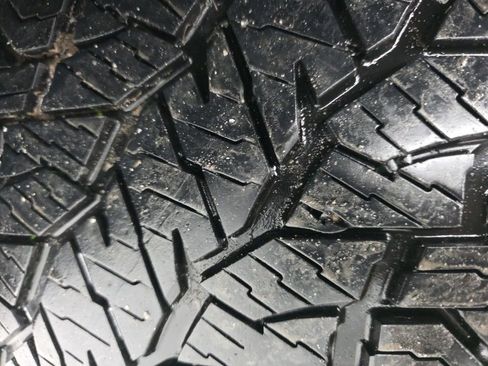 Used 2024 Nissan Frontier SV w/ Hardbody Edition image 50