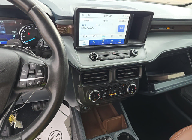 Used 2024 Ford Maverick Lariat w/ FX4 Off-Road Package AWD/4WD image 8