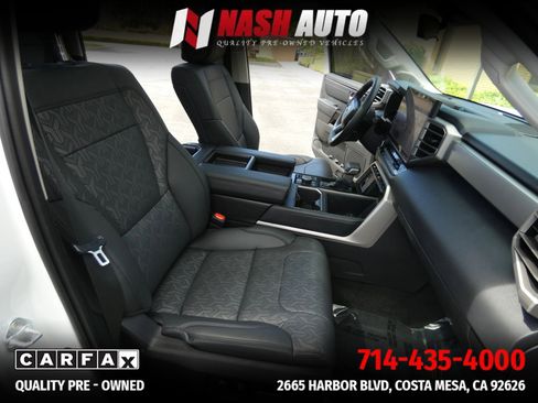 Used 2024 Toyota Tundra Limited AWD/4WD image 34