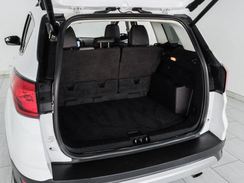 Used 2019 Ford Escape SEL AWD/4WD image 50