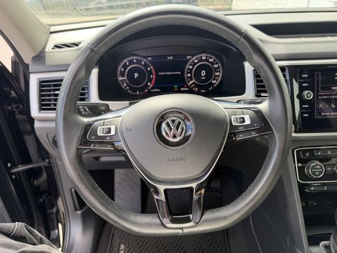 Used 2019 Volkswagen Atlas SEL AWD/4WD image 16