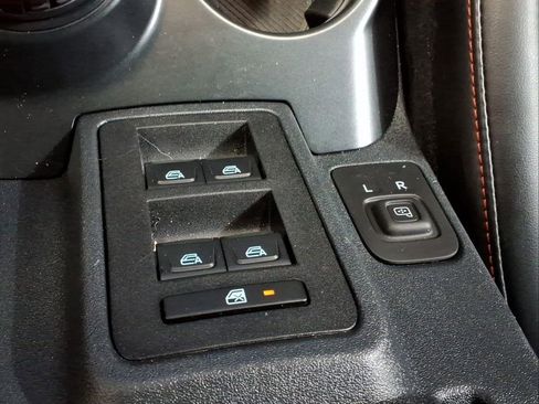 Certified 2024 Ford Bronco Raptor w/ Interior Carbon Fiber Pack 6 AWD/4WD image 12