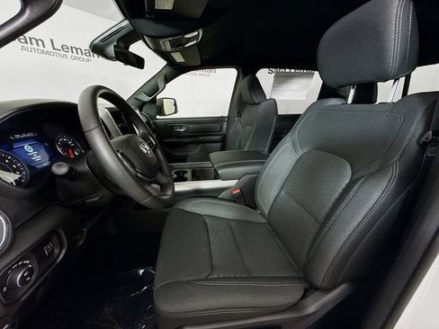 New 2026 RAM 1500 Express AWD/4WD image 19