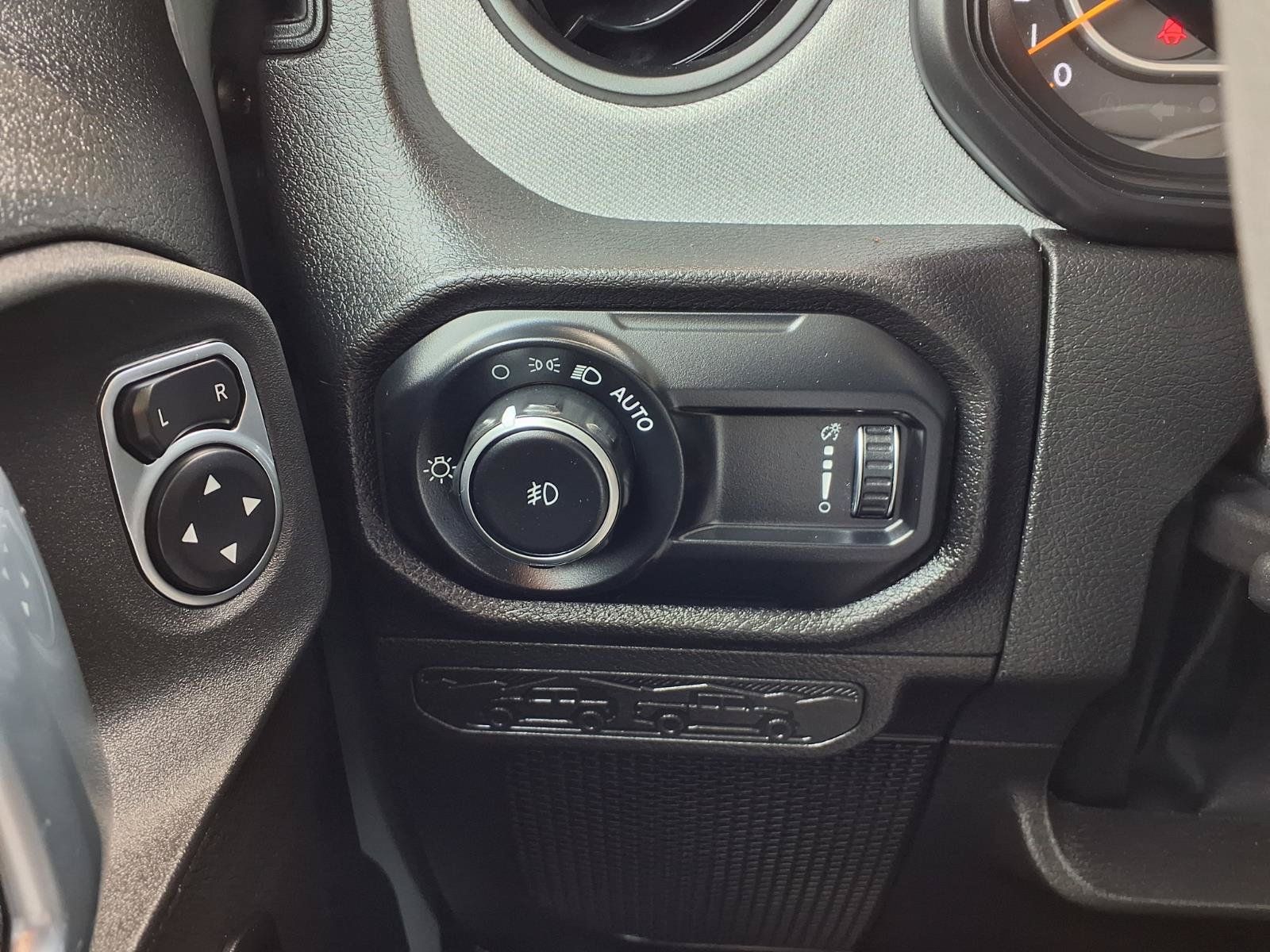 Used 2024 Jeep Wrangler Sport AWD/4WD image 12