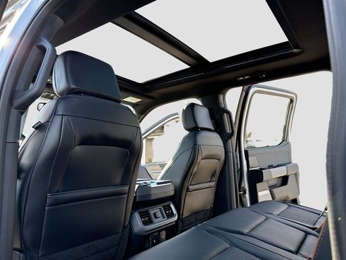Used 2024 Ford F150 Lariat AWD/4WD image 6