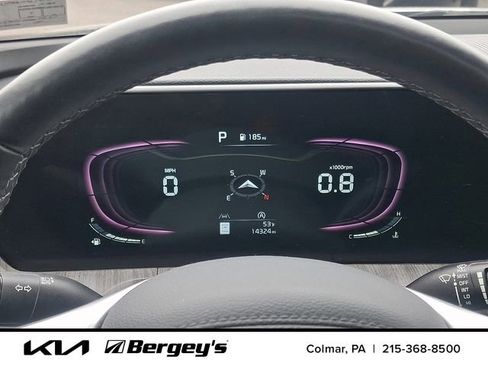 Used 2024 Kia Telluride EX w/ EX Captain's Chair Package image 26