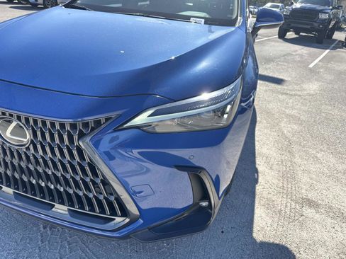 Used 2025 Lexus NX 250 FWD w/ Premium Package image 9