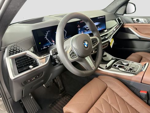 New 2026 BMW X5 xDrive40i w/ M Sport Package image 9