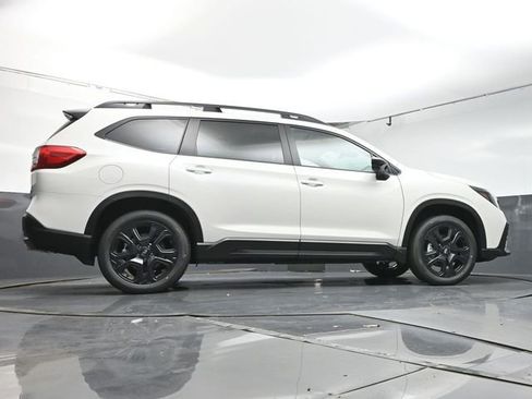 Used 2025 Subaru Ascent Bronze Edition w/ Onyx Package image 40