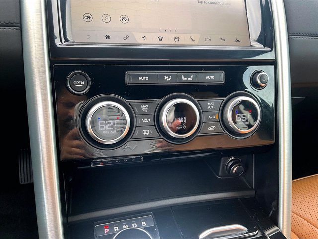 Used 2018 Land Rover Discovery HSE AWD/4WD image 23
