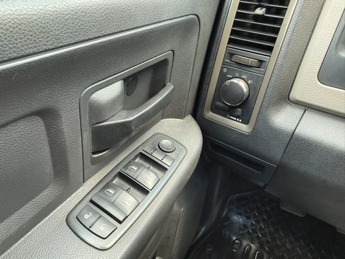 Used 2012 RAM 3500 ST w/ ST Decor Group AWD/4WD image 26