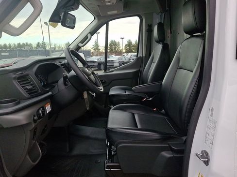 Used 2024 Ford Transit 350 image 12