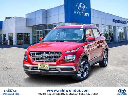 New 2025 Hyundai Venue SEL