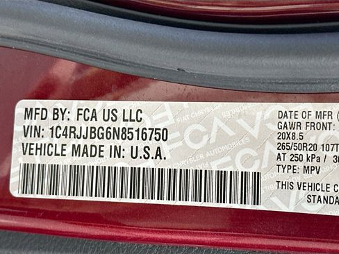 Used 2022 Jeep Grand Cherokee L Limited image 34