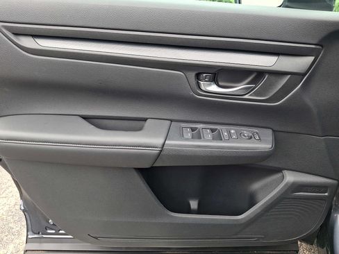 Used 2024 Honda CR-V LX image 12