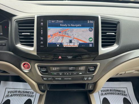 Used 2017 Honda Ridgeline RTL-T image 8