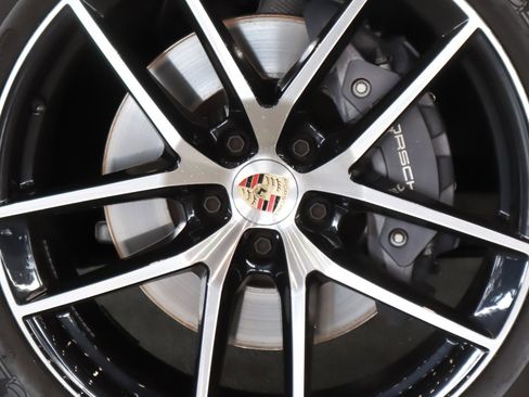 Used 2023 Porsche Macan image 13