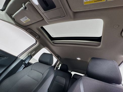 Used 2024 Honda CR-V EX image 15