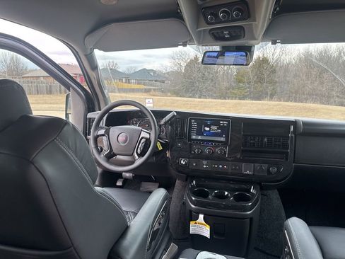 New 2025 GMC Savana 2500 Extended w/ Driver Convenience Package RWD image 58