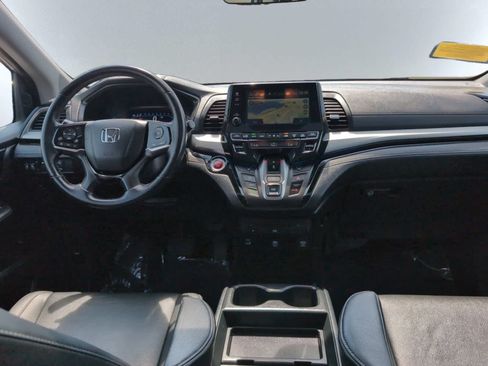 Used 2023 Honda Odyssey Touring image 6