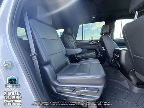 Certified 2023 Chevrolet Tahoe Z71 w/ Luxury Package AWD/4WD image 32