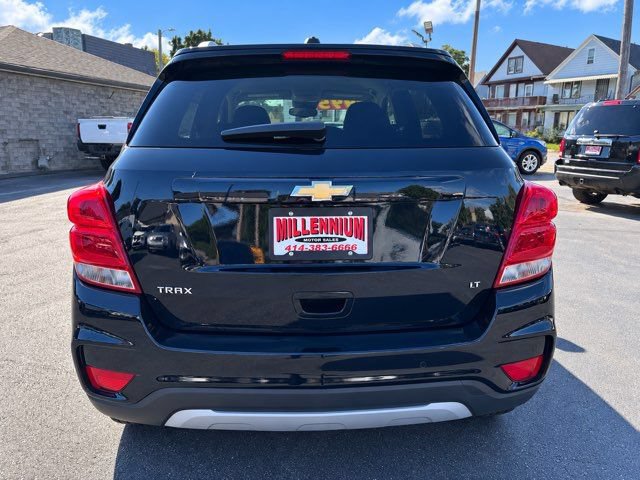 Used 2017 Chevrolet Trax LT w/ Driver Confidence Package FWD image 5
