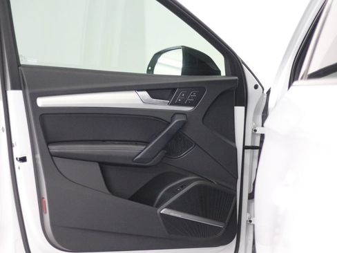 Used 2019 Audi SQ5 Premium Plus w/ Premium Plus Package AWD/4WD image 52