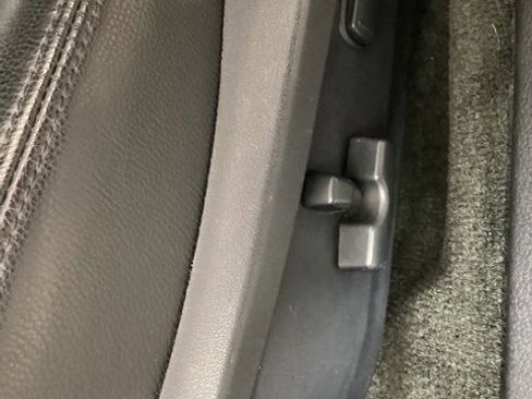 Used 2013 Subaru Outback 2.5i Limited w/ Moonroof Pkg image 14