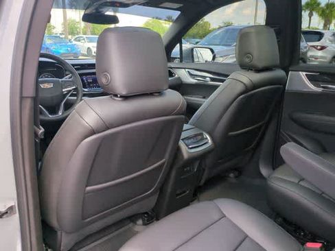 Used 2025 Cadillac XT6 Premium Luxury w/ LPO, Floor Liner Package FWD image 19