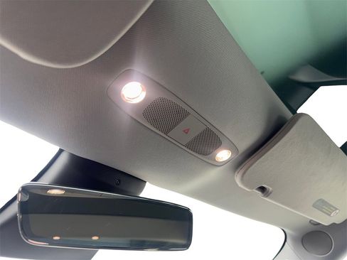 Used 2021 Tesla Model 3 Standard Range Plus image 68