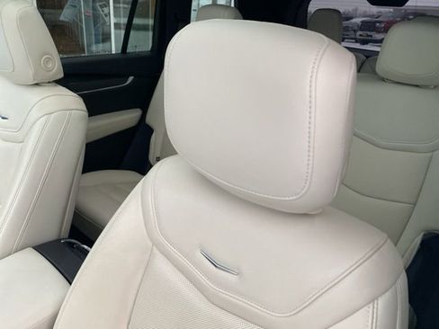 Used 2023 Cadillac XT6 Sport image 10