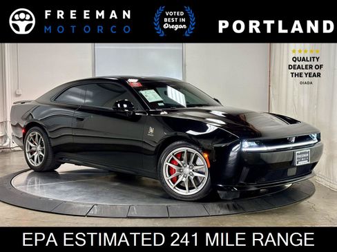 Used 2024 Dodge Charger Daytona Scat Pack w/ Plus Group AWD/4WD image 1
