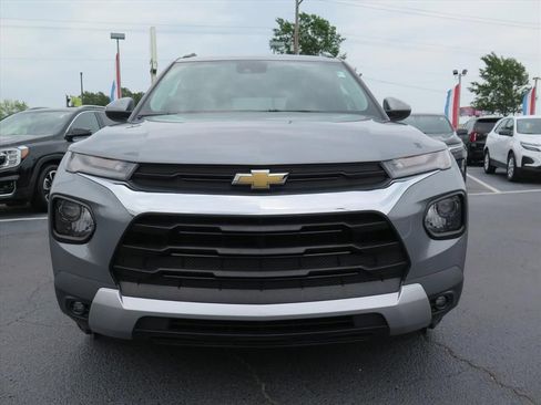 Used 2023 Chevrolet TrailBlazer LT AWD/4WD image 9