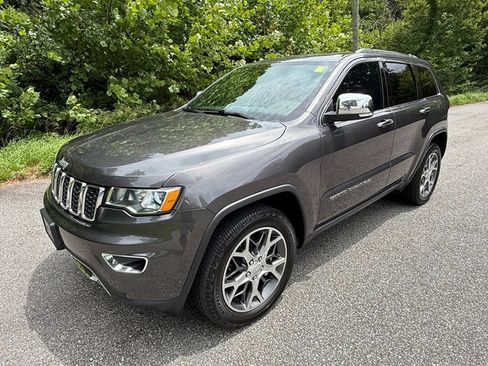 Used 2021 Jeep Grand Cherokee Limited w/ Trailer Tow Group IV AWD/4WD image 2