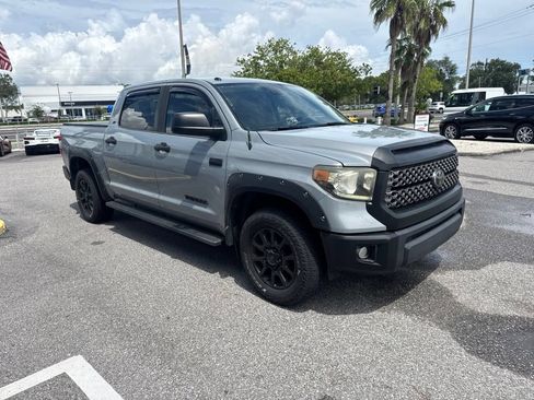 Used 2019 Toyota Tundra SR5 w/ SR5 Upgrade Package RWD image 3