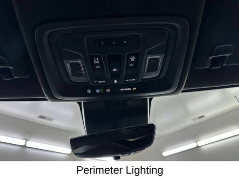 Used 2023 GMC Sierra 1500 Denali Ultimate AWD/4WD image 53