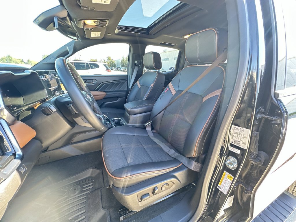 Certified 2023 GMC Canyon AT4 w/ Technology Package AWD/4WD image 20