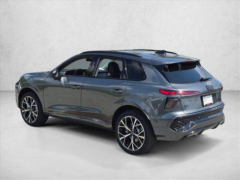 New 2026 Audi Q3 quattro 2.0T AWD/4WD image 7