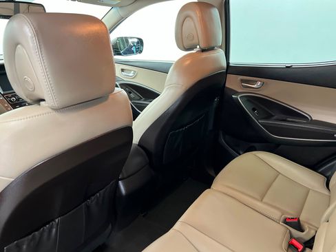 Used 2017 Hyundai Santa Fe Sport image 20