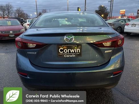 Used 2018 MAZDA MAZDA3 Touring image 6