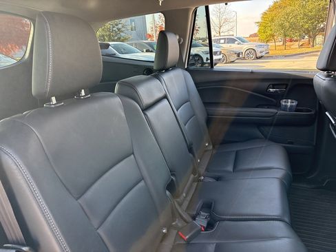 Used 2022 Honda Pilot EX-L image 9