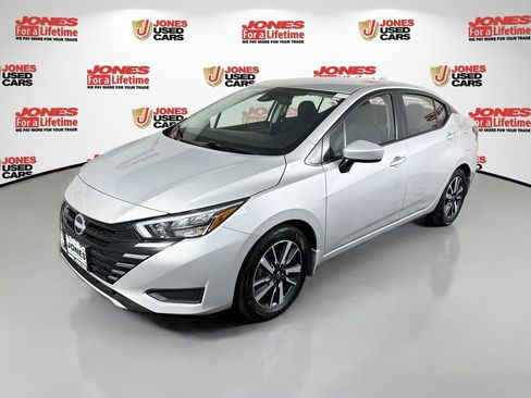 Certified 2025 Nissan Versa SV w/ Trunk Package FWD image 12