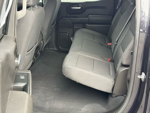 Used 2022 Chevrolet Silverado 1500 Custom image 11