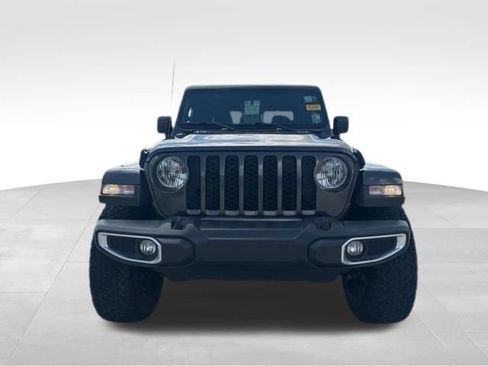 Used 2023 Jeep Gladiator Sport image 3