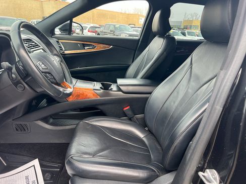 Used 2017 Lincoln MKX Reserve image 7